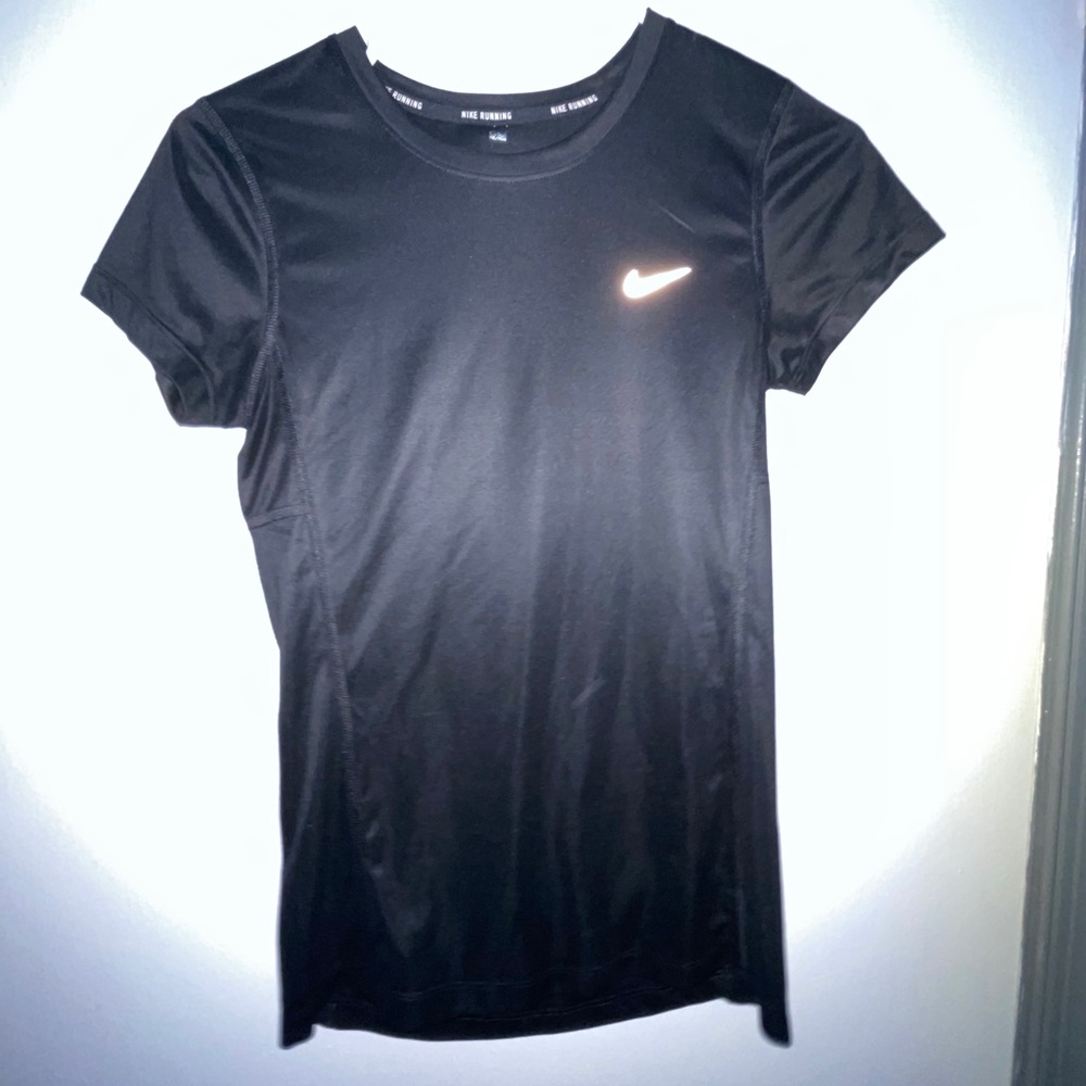 NIKE Dri-Fit Shirt